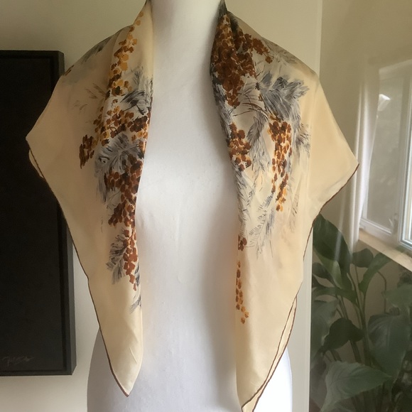 Accessories - Vintage Fall Print 32” Square Scarf